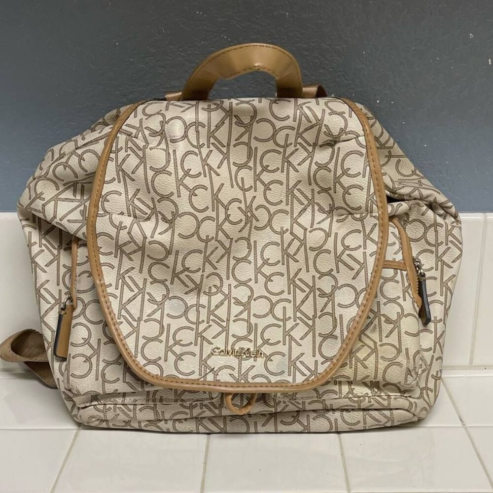 Calvin Klein backpack - Picture 2 of 6